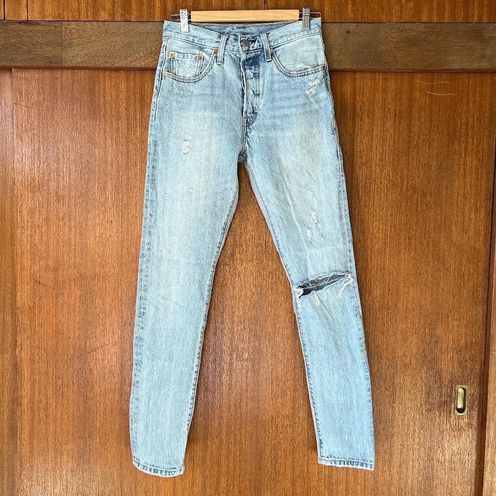 Levi's High Waist Slim Fit 501 Jeans Distressed 26 x 32